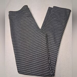 GUILTY Women's Houndstooth Trousers - Black and White